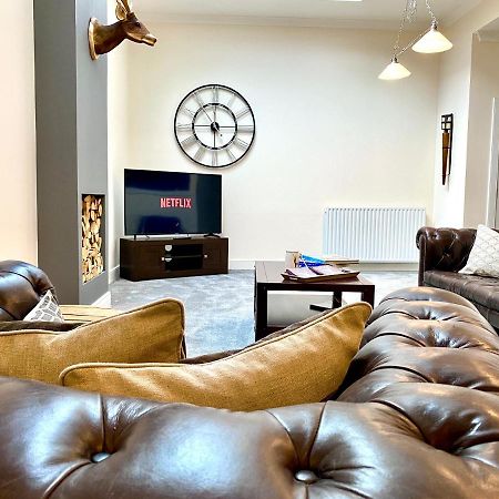 Serviced Accommodation Moray Lesmurdie House, Elgin - Free Parking, Free Wifi 외부 사진