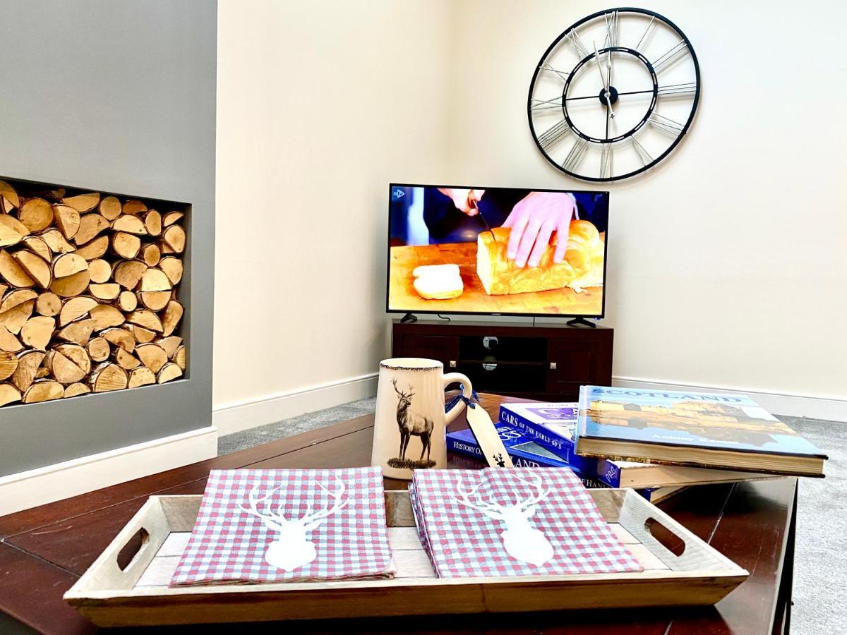 Serviced Accommodation Moray Lesmurdie House, Elgin - Free Parking, Free Wifi 외부 사진