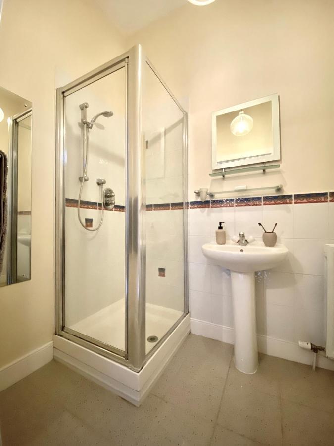 Serviced Accommodation Moray Lesmurdie House, Elgin - Free Parking, Free Wifi 외부 사진